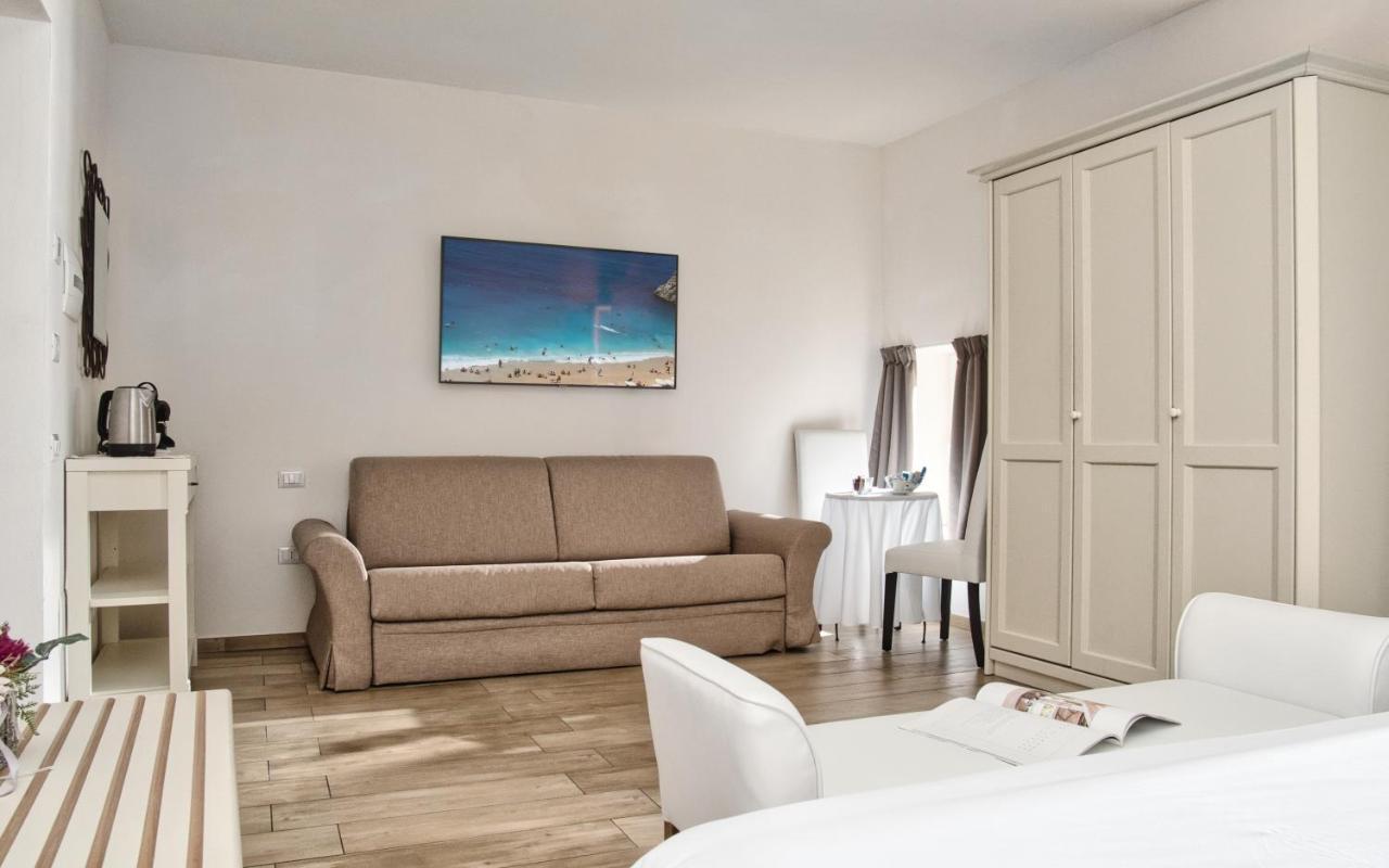 Smart Suite & Apartments Santa Teresa Gallura Exteriér fotografie